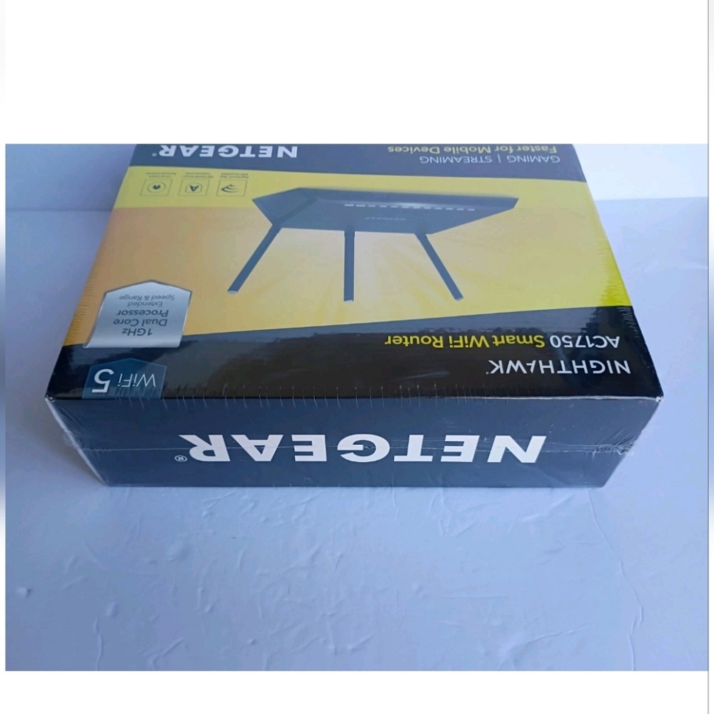 NETGEAR Nighthawk AC1750 Smart WiFi Router Dual Band New In Box Sealed R6700 - Picture 4 of 7